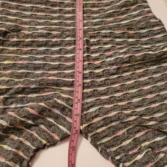 Two Pieces Honeycomb Active Bun Sculp Seam Leggings Size S/M. - Picture 13 of 15